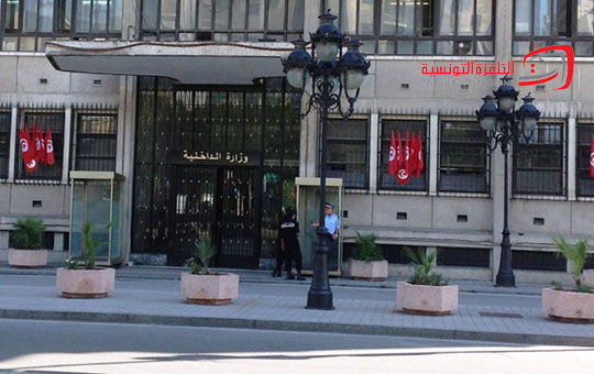 مصدر امني ينفي وجودلمجموعة ارهابية بين منطقتي الصمار وبن قردان مصدر امني ينفي وجودلمجموعة ارهابية بين منطقتي الصمار وبن قردان
